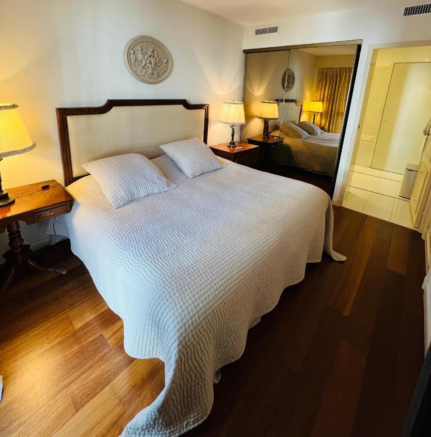 Superior One-Bedroom Apartment